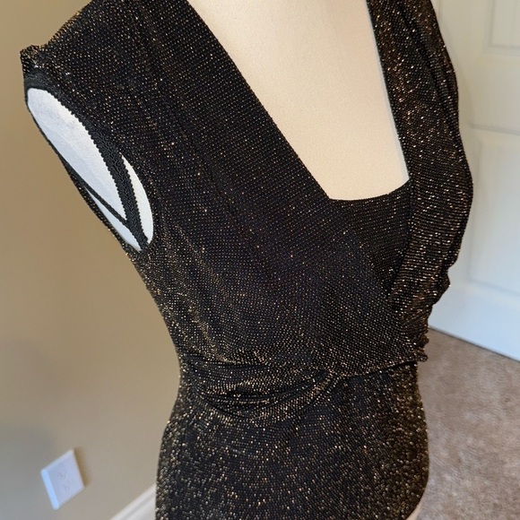 Connected Apparel Top Black and Metallic Gold Sleeveless Blouse Women's Size S - Picture 6 of 11